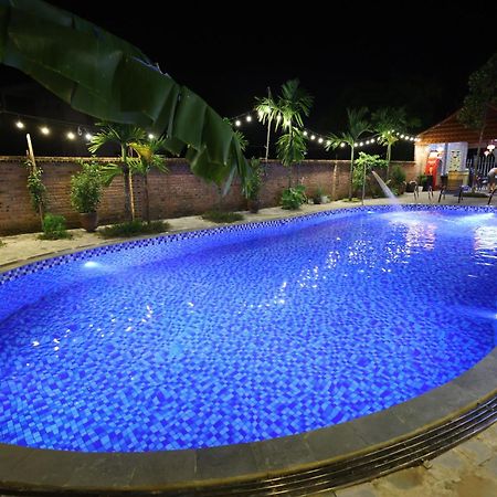 Pham Gia Homestay Ecogarden Нин Бин Екстериор снимка