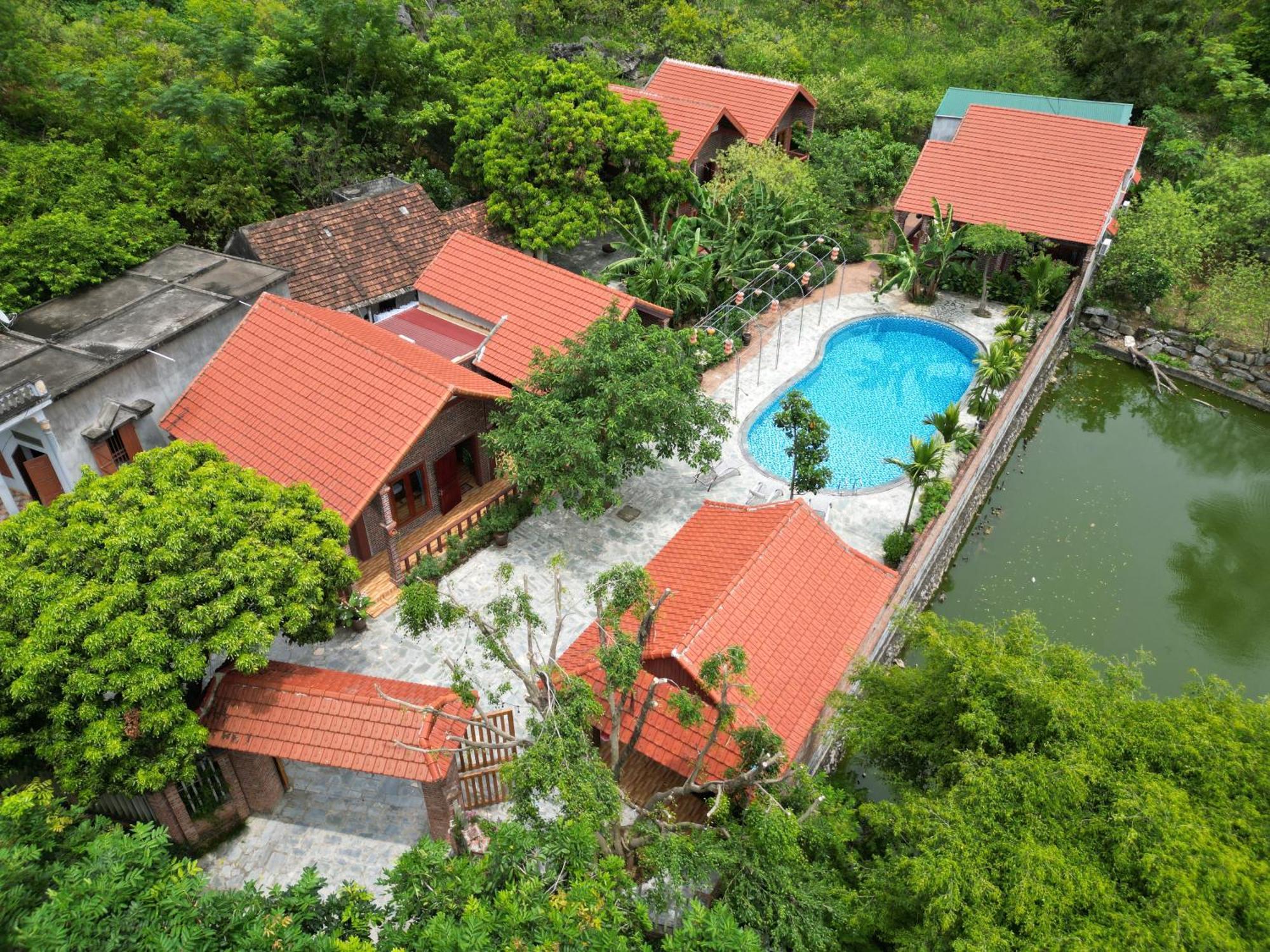 Pham Gia Homestay Ecogarden Нин Бин Екстериор снимка
