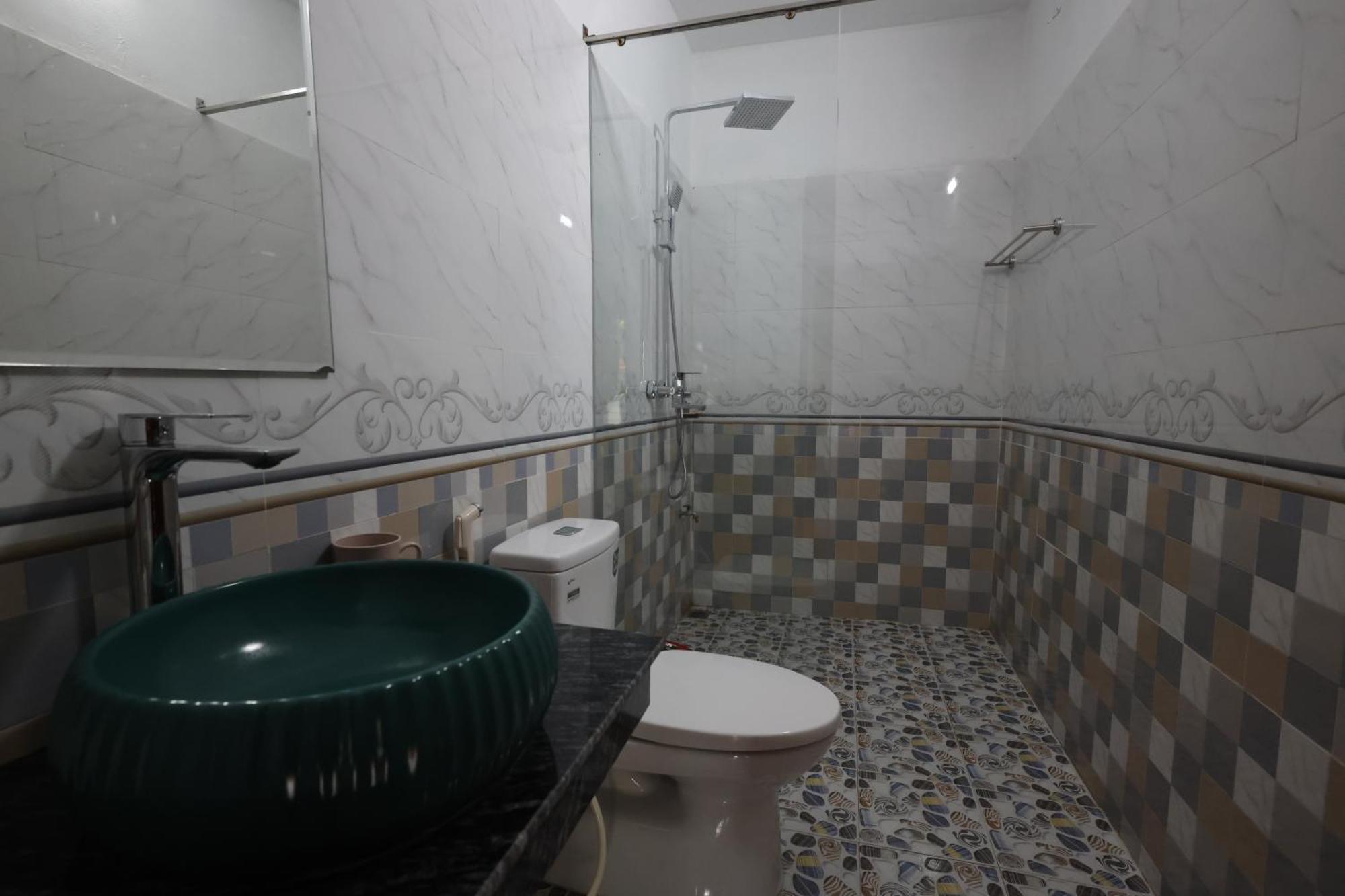 Pham Gia Homestay Ecogarden Нин Бин Екстериор снимка