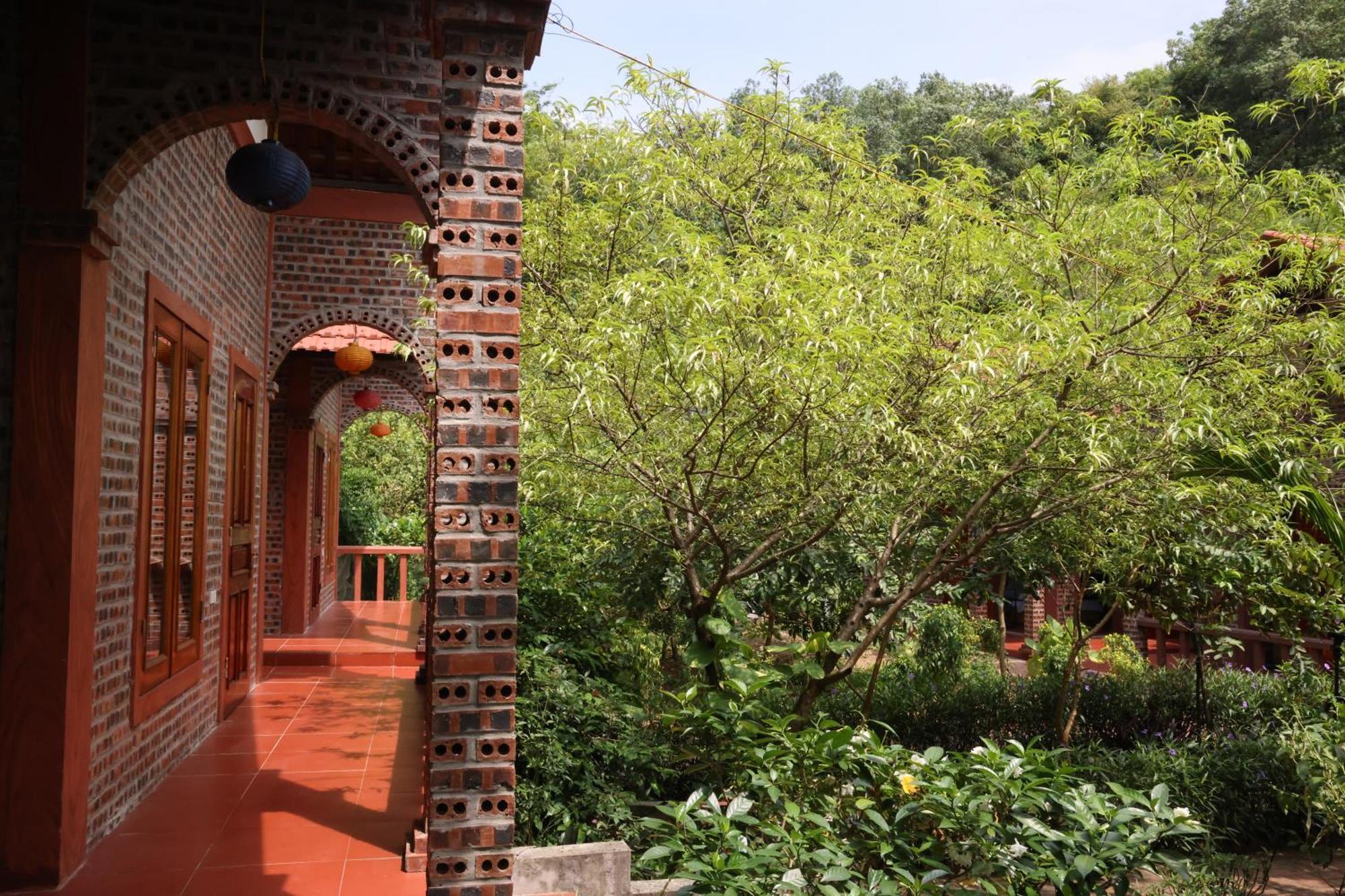 Pham Gia Homestay Ecogarden Нин Бин Екстериор снимка