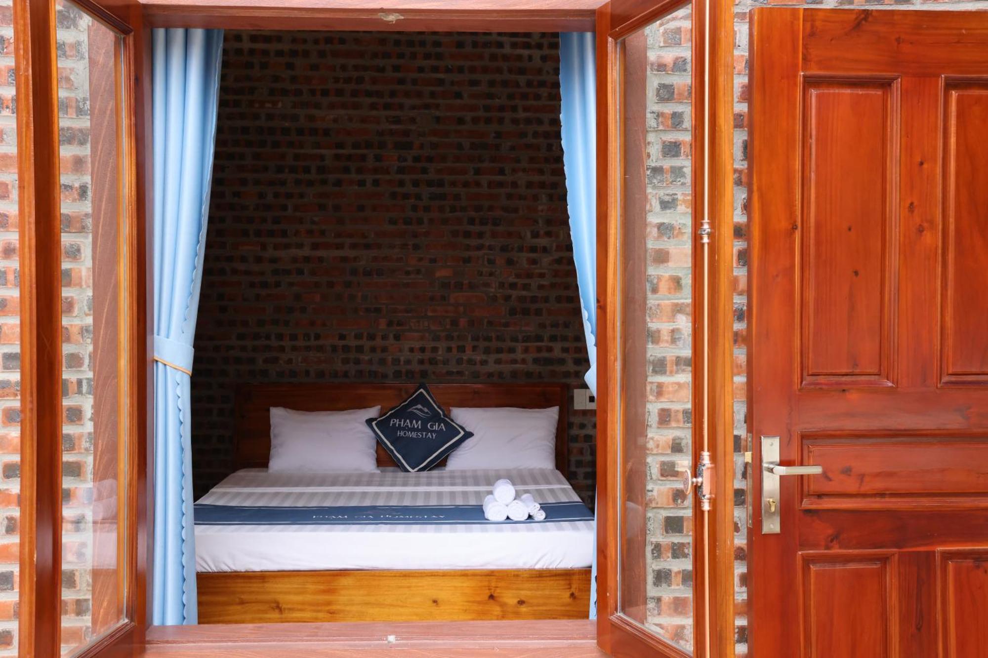 Pham Gia Homestay Ecogarden Нин Бин Екстериор снимка