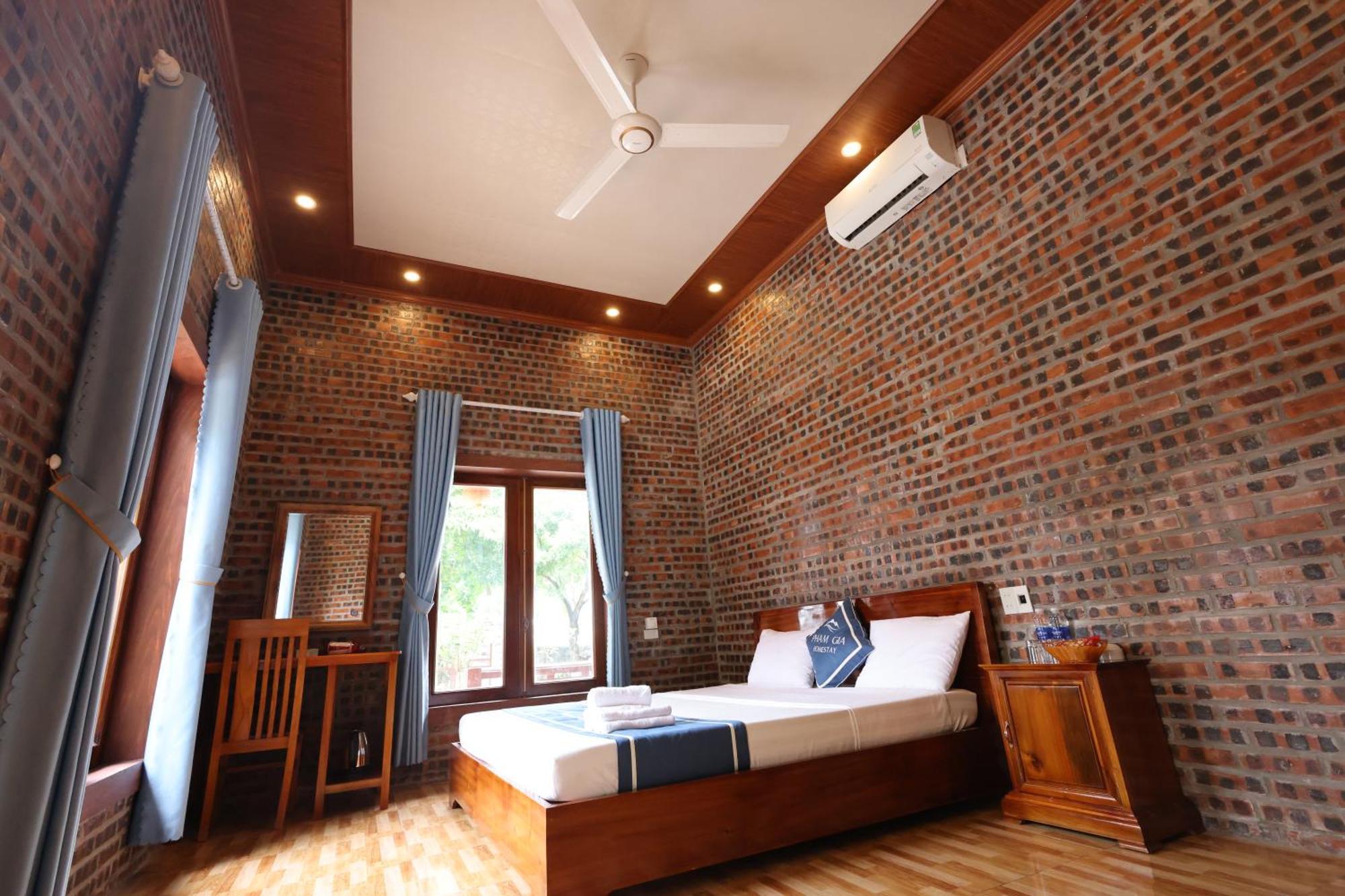 Pham Gia Homestay Ecogarden Нин Бин Екстериор снимка