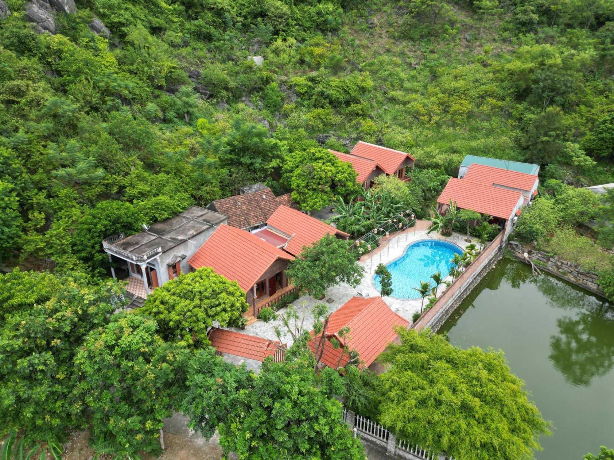 Pham Gia Homestay Ecogarden Нин Бин Екстериор снимка