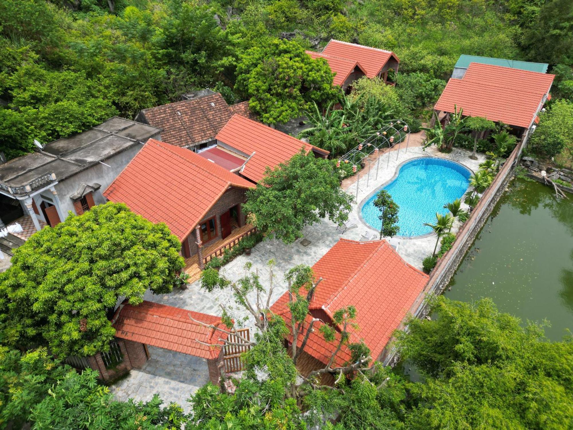 Pham Gia Homestay Ecogarden Нин Бин Екстериор снимка