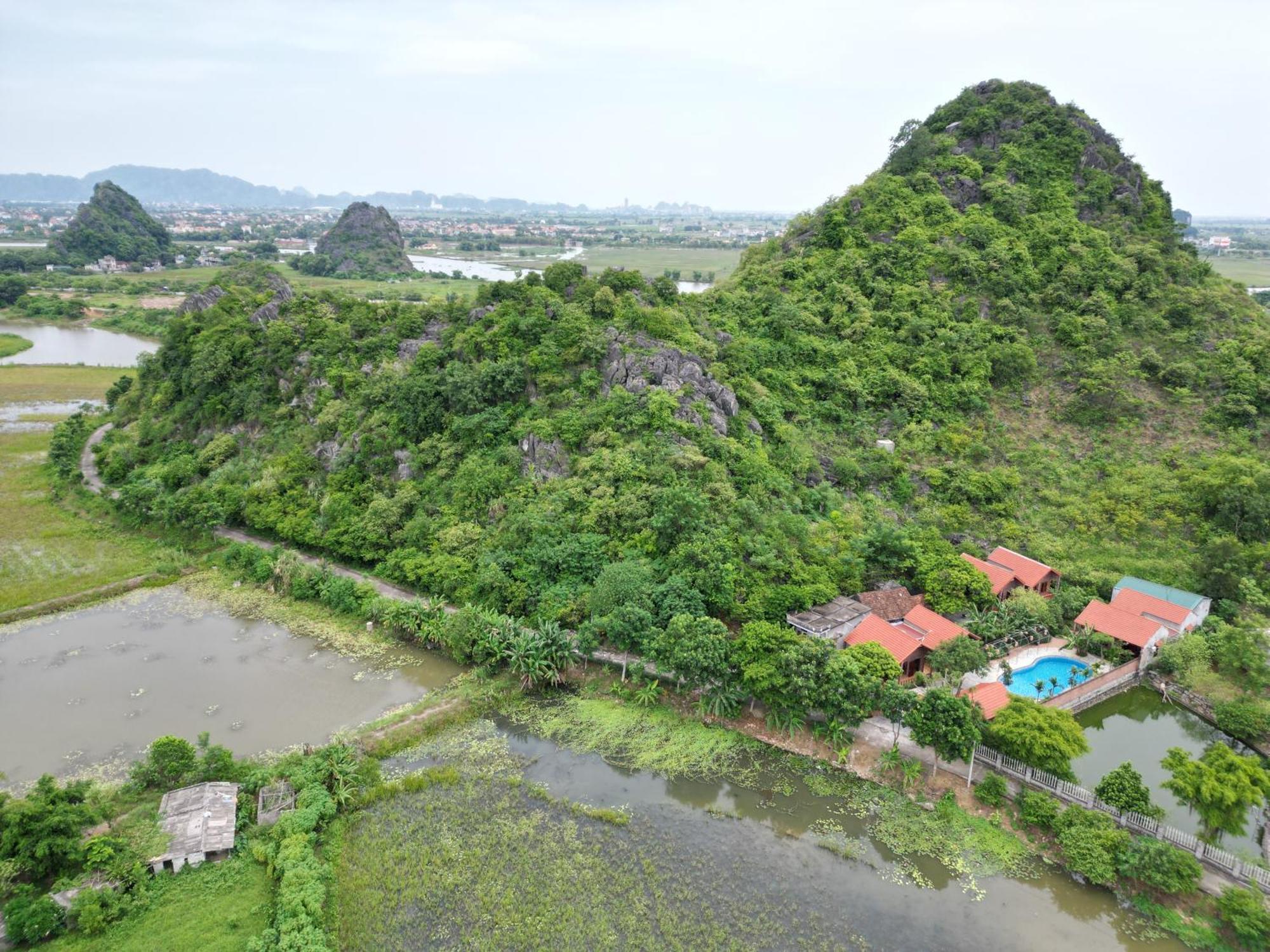 Pham Gia Homestay Ecogarden Нин Бин Екстериор снимка